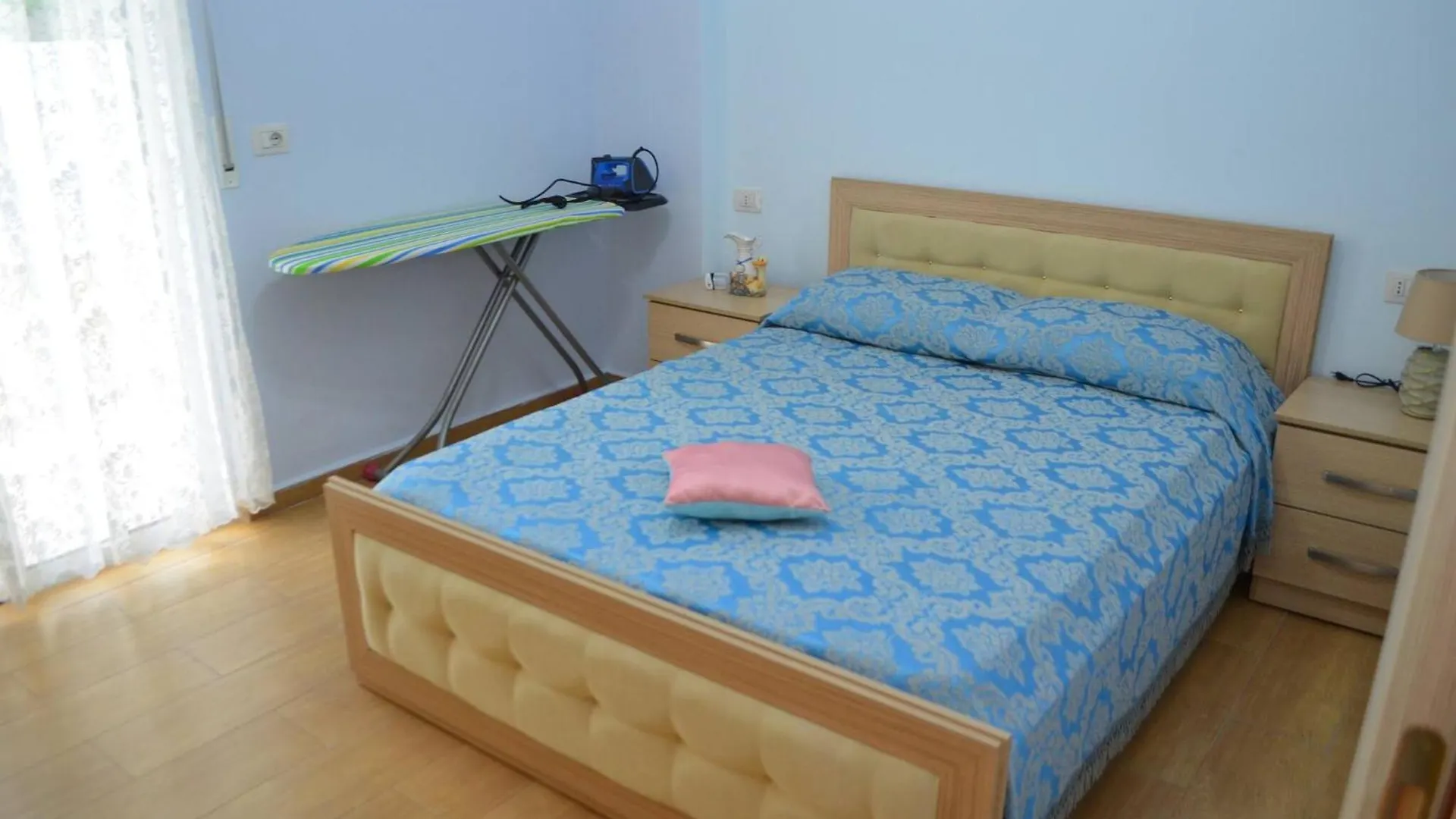 Beach Front Apartment In Saranda - 269 アルバニア