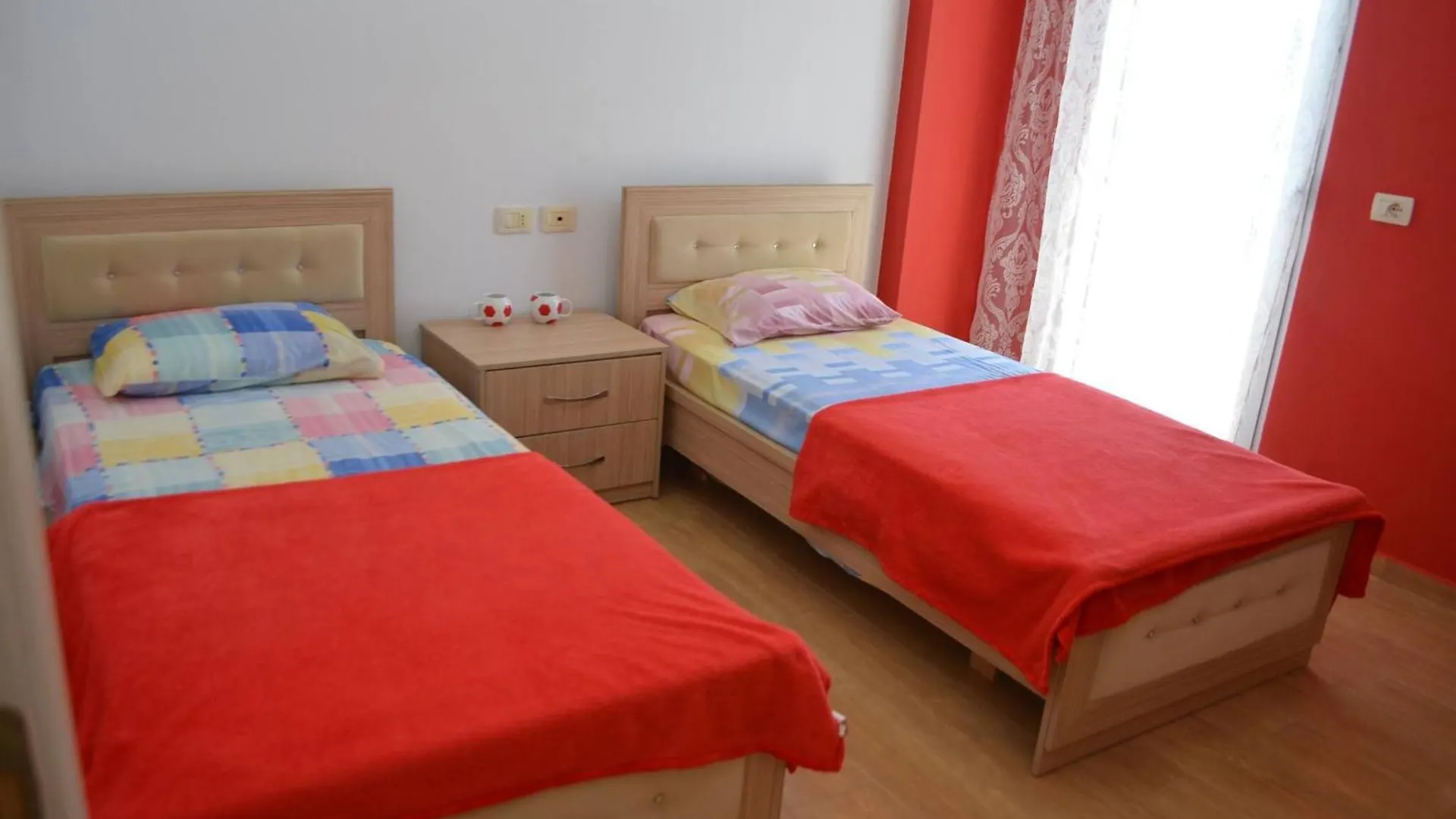 Beach Front Apartment In Saranda - 269 アルバニア