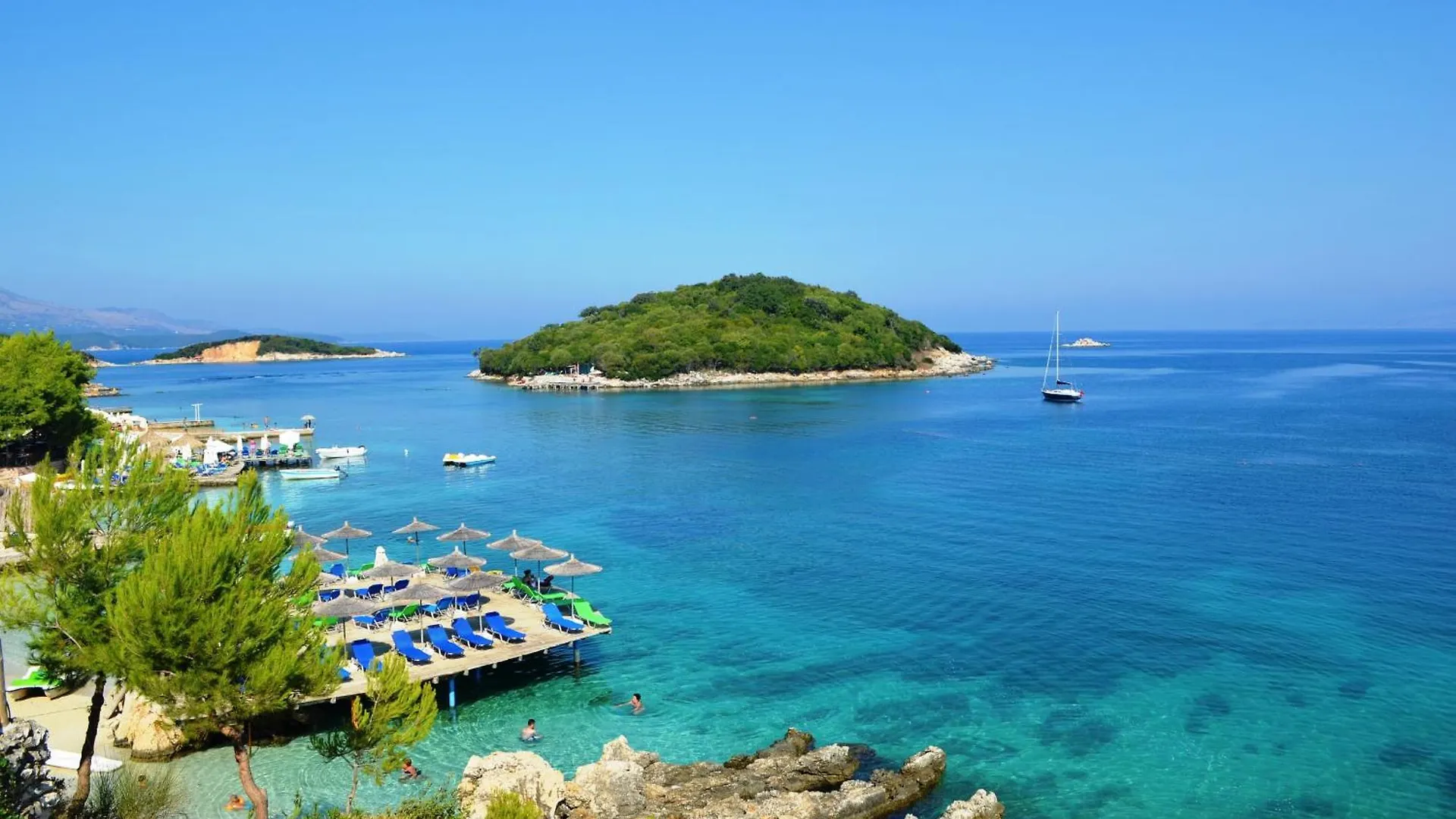 Beach Front Apartment In Saranda - 269 アルバニア