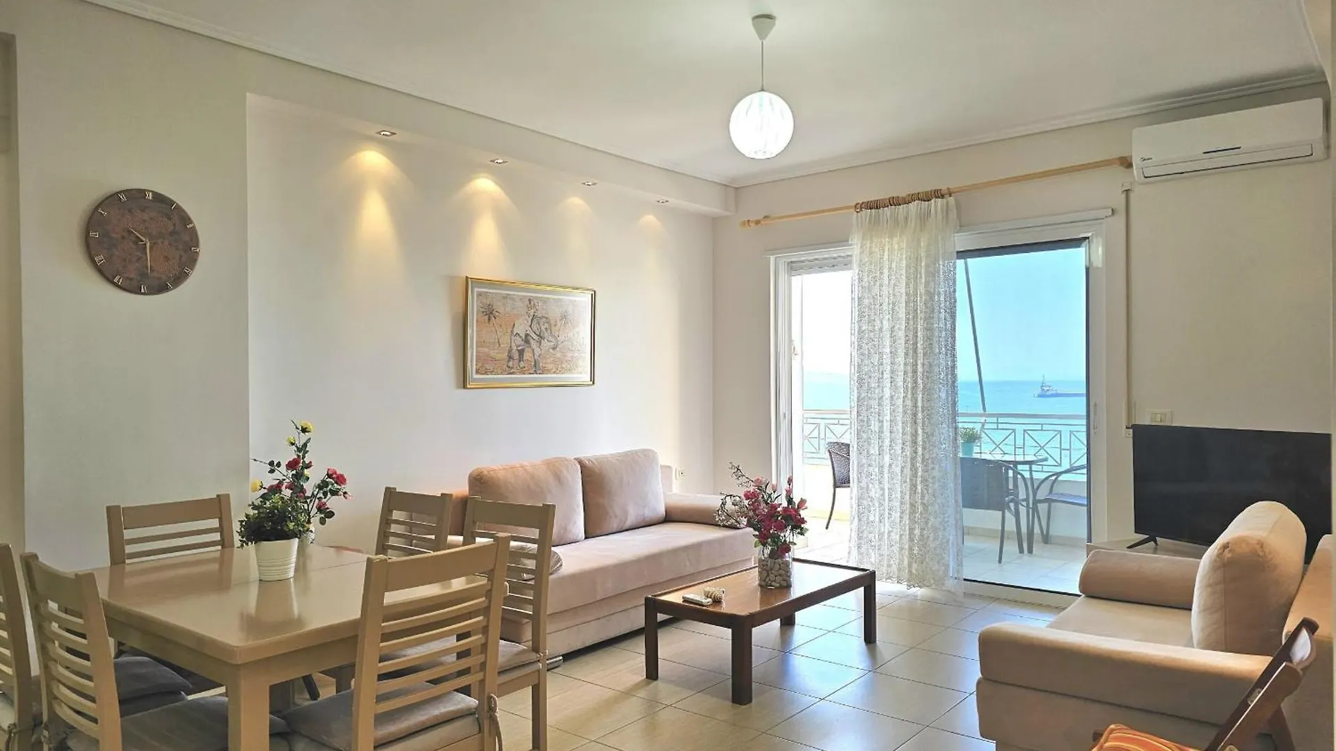 Beach Front Apartment In Saranda - 269 0*, Sarandë